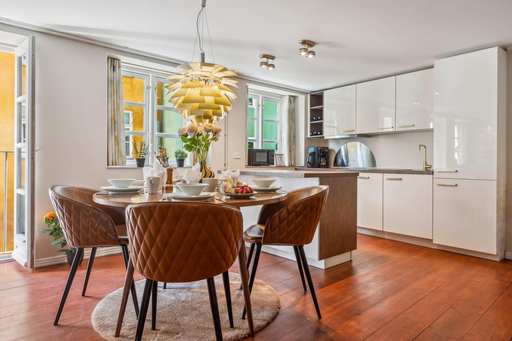 Location - Steps From Tivoli & Nyhavn Apartment Kopenhagen